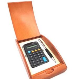 Elegant penna och miniräknare i trälåda | G133H