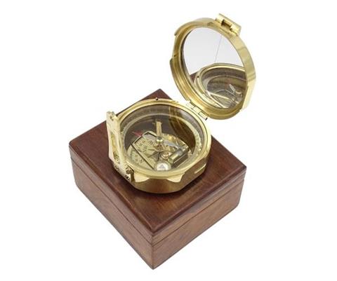 Brunton compass in a wooden box - CB5 - Image 2