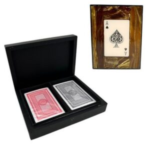 Kaksi korttipakkaa hartsilaatikossa - 51668