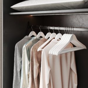 SONGMICS b?jler af tr?, s?t med 20 stk., b?jler af massivt tr?, indhak i skulderomr?det