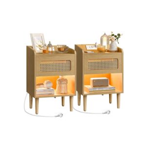 SONGMICS HOME BOHOVEN -kokoelma – yöpöytä latausasemalla ja liiketunnistimella, tammibeige